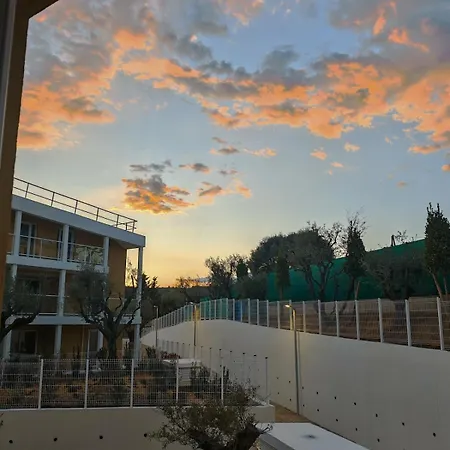 아파트 Bel Air - Panoramic Pool - Pk 빌뇌브루베
